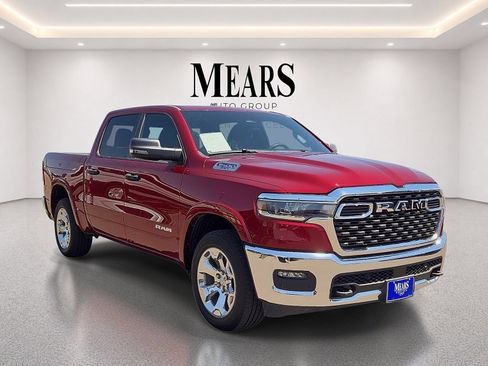 Used 2025 RAM 1500 Big Horn AWD/4WD image 7