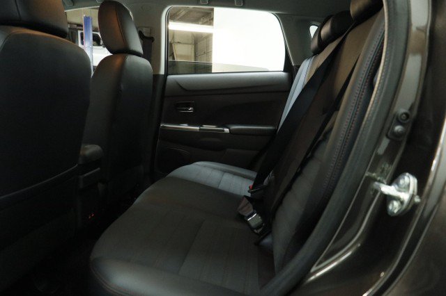 New 2027 Mitsubishi Outlander Sport SE FWD image 23