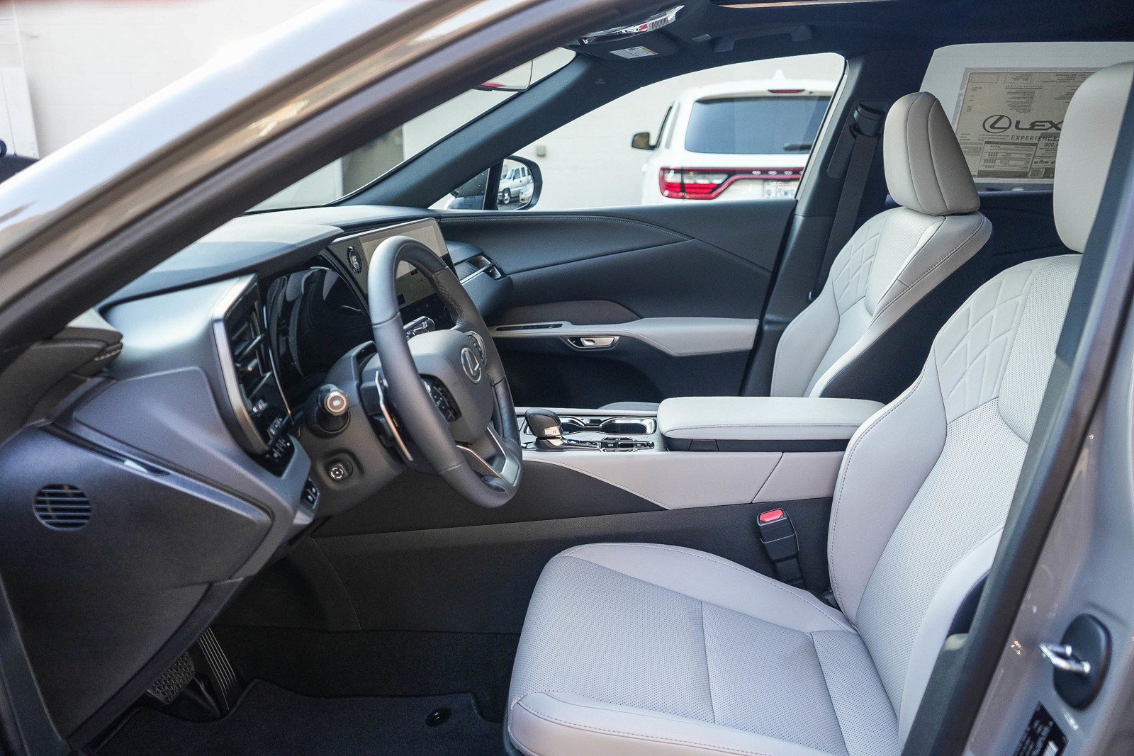 New 2026 Lexus RX 350 F Sport w/ Convenience Package FWD image 17