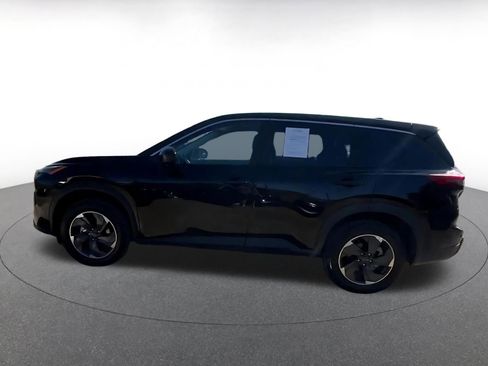 Used 2025 Nissan Rogue SV image 9