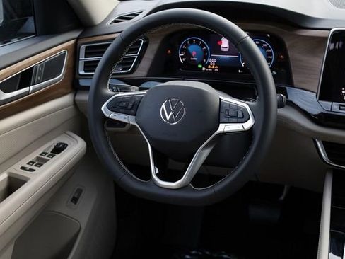 New 2026 Volkswagen Atlas SE image 27