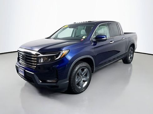Certified 2023 Honda Ridgeline RTL image 3