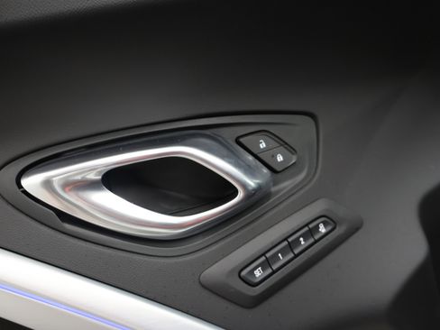 Used 2019 Chevrolet Camaro ZL1 RWD image 34