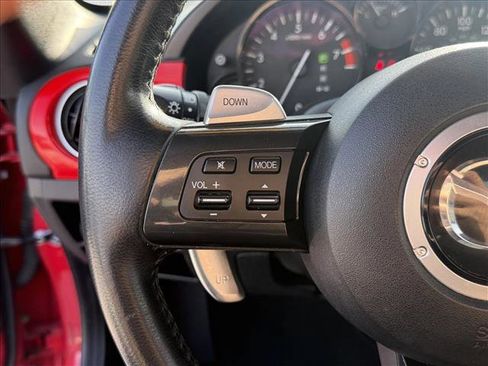 Used 2014 MAZDA MX-5 Miata Club image 15