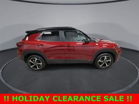 Used 2022 Chevrolet TrailBlazer RS w/ Sun and Liftgate Package image 9