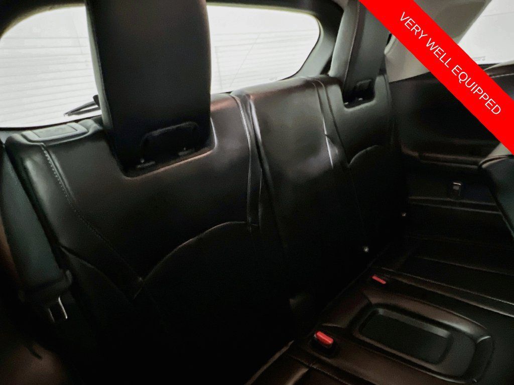 Used 2025 INFINITI QX60 Luxe w/ Cargo Package FWD image 8