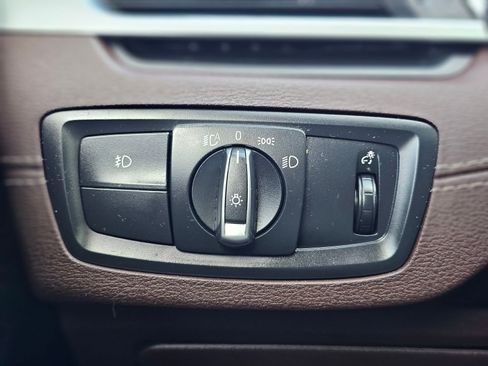 Used 2020 BMW X1 sDrive28i w/ Convenience Package FWD image 19