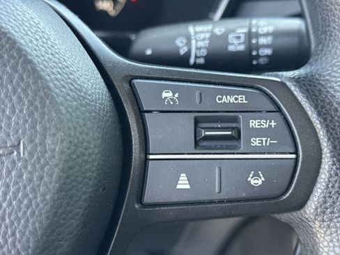Used 2025 Honda CR-V LX image 31