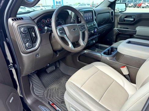 Used 2022 Chevrolet Silverado 1500 LTZ image 10