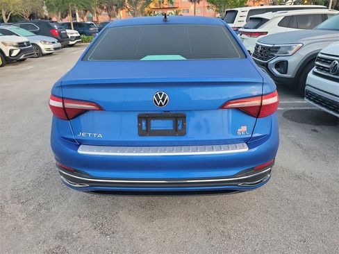 Used 2022 Volkswagen Jetta SEL image 8