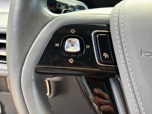 Certified 2020 Lincoln Aviator Reserve w/ Equipment Group 202A AWD/4WD image 26