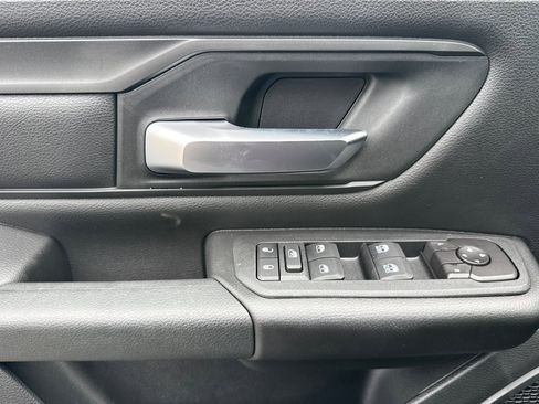 New 2026 RAM 1500 Express AWD/4WD image 10