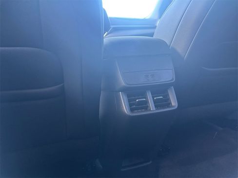 New 2026 Chevrolet Equinox LT w/ Convenience Package II image 24