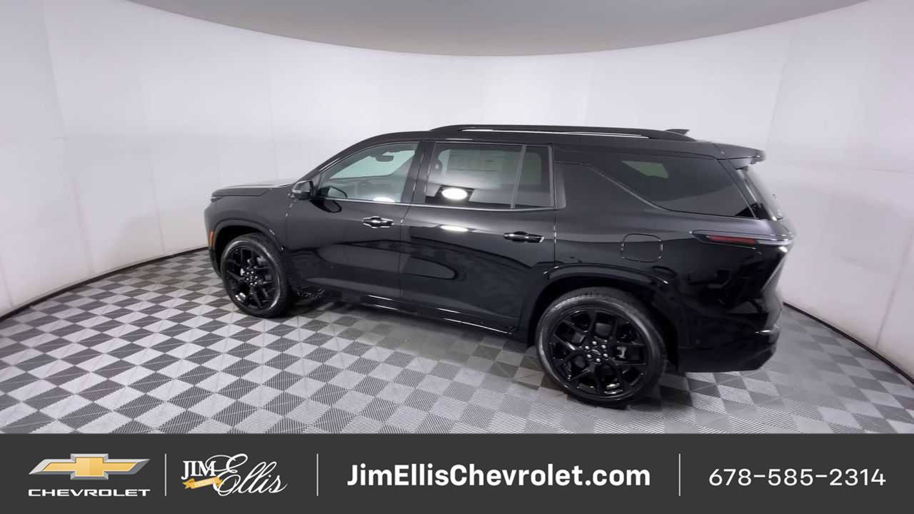 New 2026 Chevrolet Traverse RS w/ LPO, Floor Liner Package AWD/4WD image 8