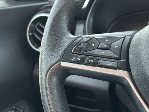Used 2023 Nissan Kicks SV FWD image 33