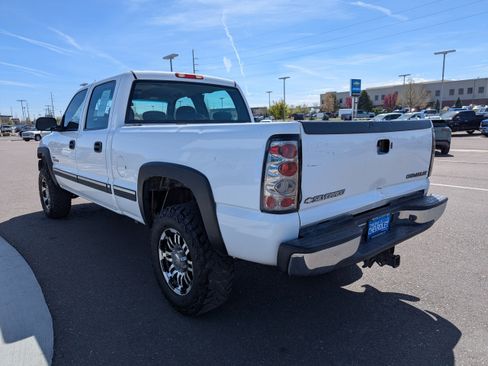 Used 2002 Chevrolet Silverado 2500 LS w/ Off-Road Skid Plate Pkg AWD/4WD image 25