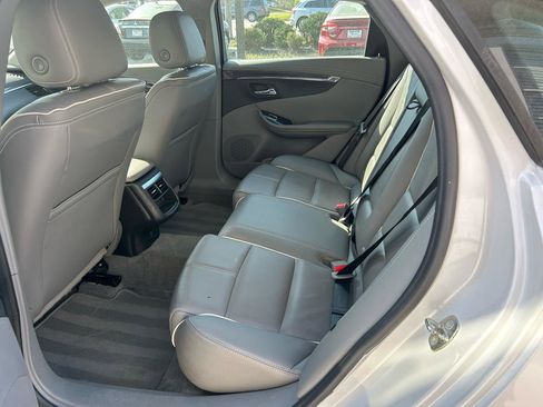 Used 2017 Chevrolet Impala Premier image 30