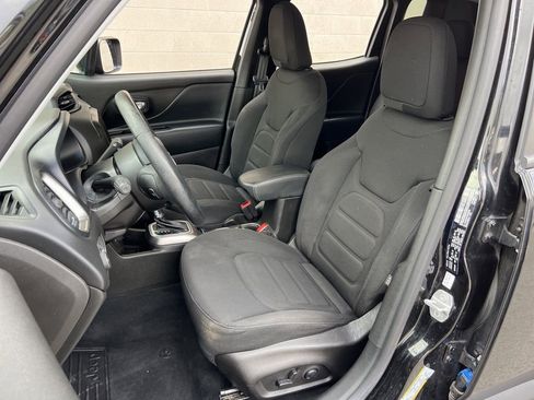 Used 2022 Jeep Renegade Latitude w/ Convenience Group image 23