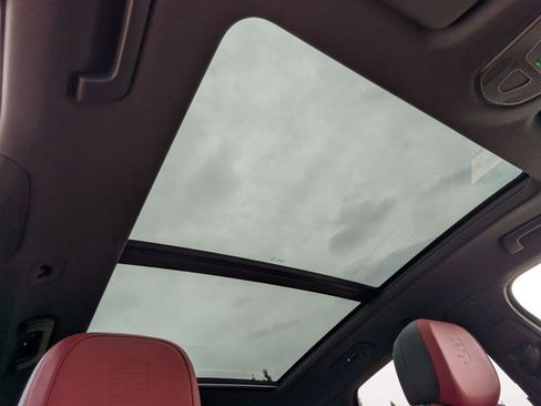 New 2026 Porsche Cayenne image 26