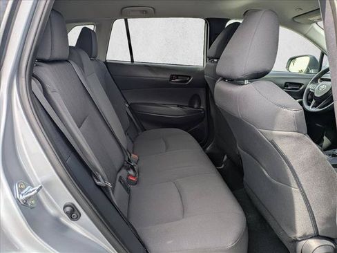 Used 2025 Toyota Corolla Cross LE FWD image 18