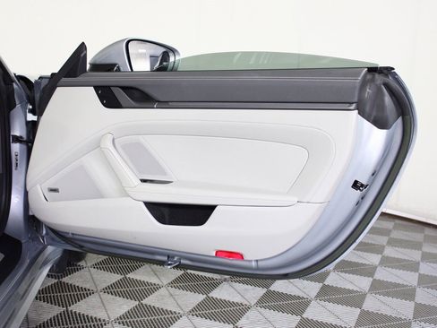 Used 2022 Porsche 911 Carrera S image 34