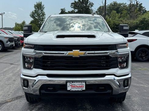 Used 2025 Chevrolet Silverado 2500 LT w/ Convenience Package AWD/4WD image 9