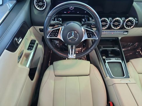 Used 2025 Mercedes-Benz GLA 250 image 13