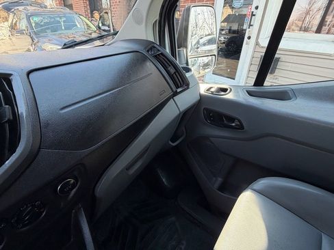 Used 2016 Ford Transit 250 130 Low Roof image 13