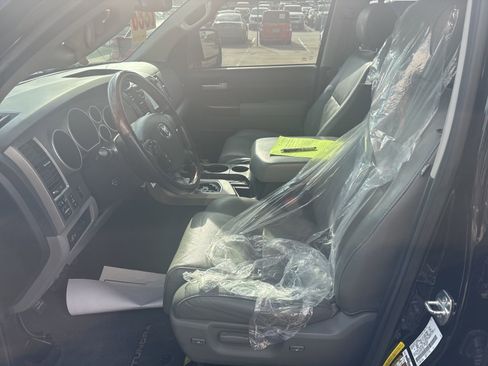 Used 2013 Toyota Tundra Platinum image 13