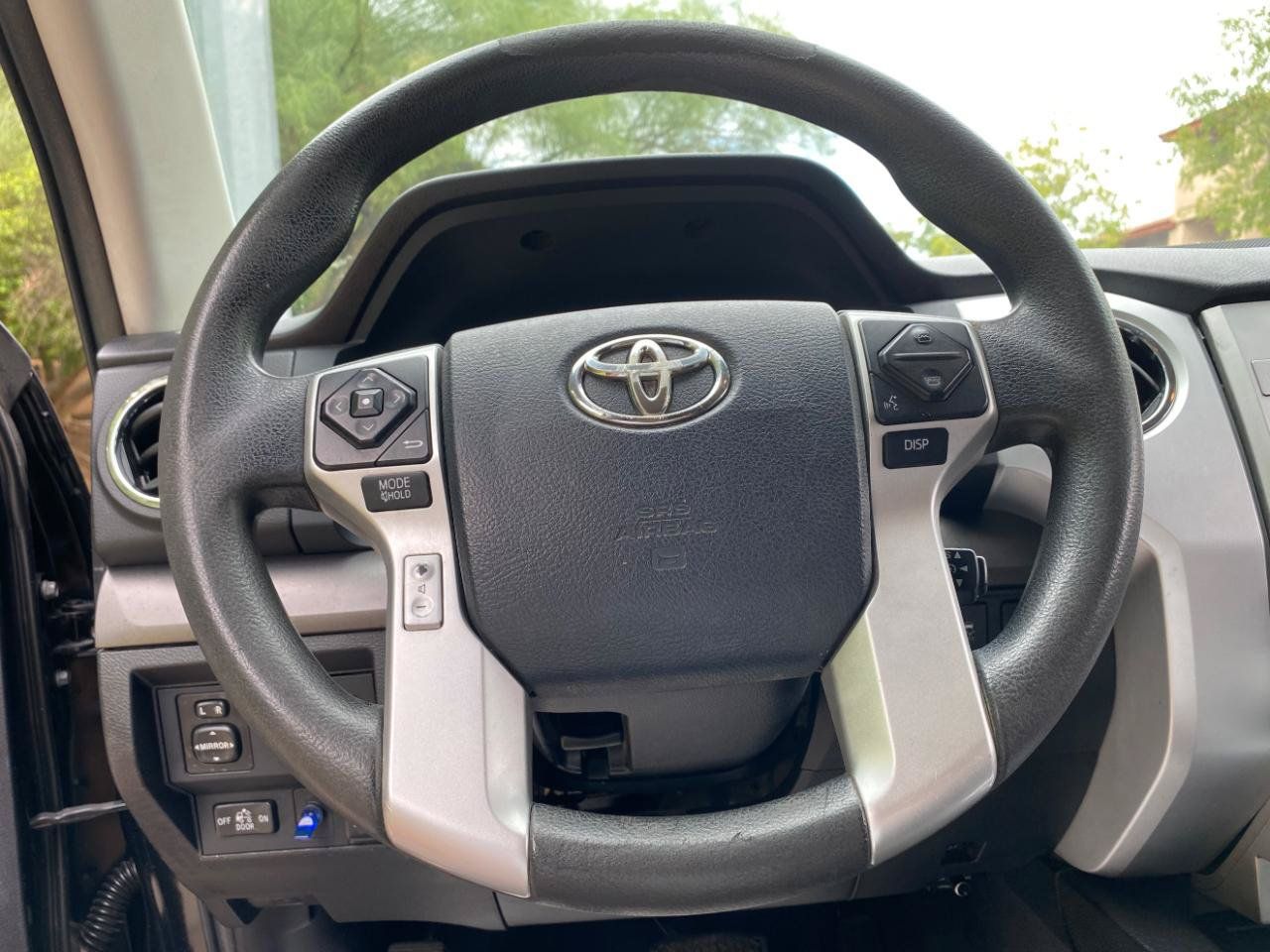 Used 2014 Toyota Tundra SR5 w/ SR5 Upgrade Package RWD image 59