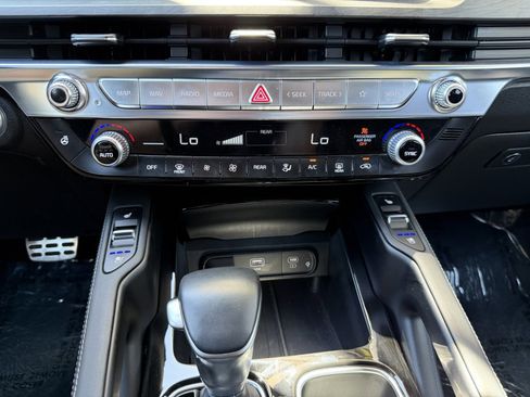 Used 2024 Kia Telluride SX X-Pro AWD/4WD image 25