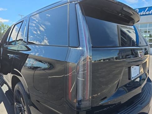 Certified 2025 Cadillac Escalade Sport Platinum AWD/4WD image 37