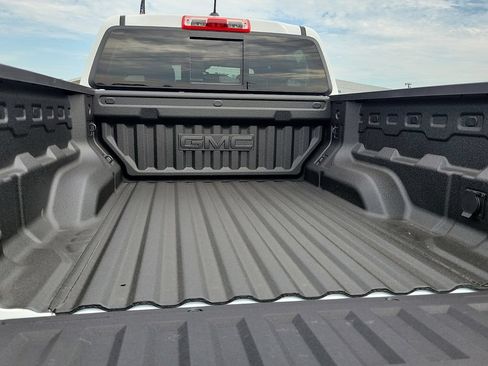 New 2026 GMC Canyon Elevation w/ Convenience Package RWD image 9