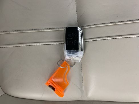 Used 2016 Jaguar F-TYPE Coupe image 35