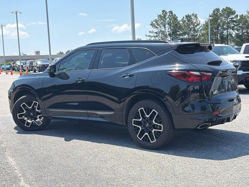 Used 2021 Chevrolet Blazer RS w/ Enhanced Convenience Package FWD image 10