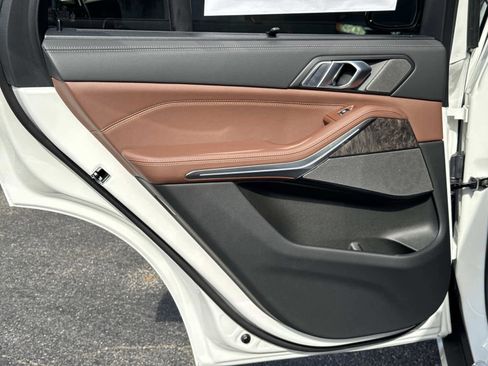 New 2026 BMW X5 sDrive40i w/ Executive Package image 13