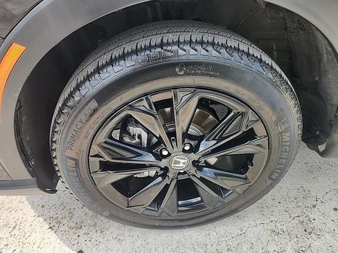 Used 2024 Honda CR-V Sport Touring image 11