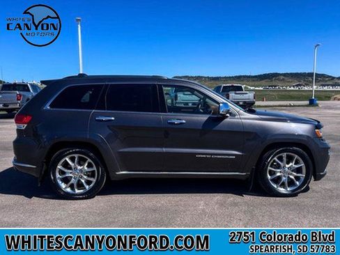 Used 2016 Jeep Grand Cherokee Summit w/ Skid Plate Group AWD/4WD image 12