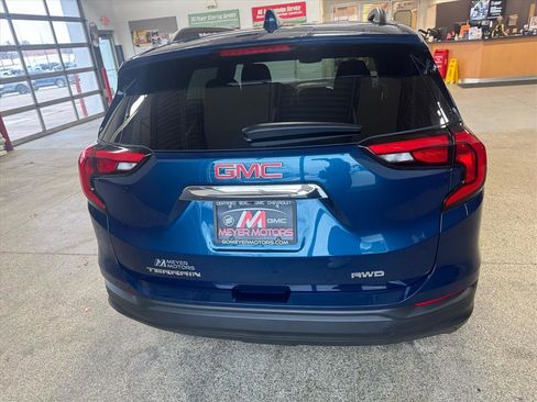 Certified 2021 GMC Terrain SLE w/ Driver Convenience Package image 6