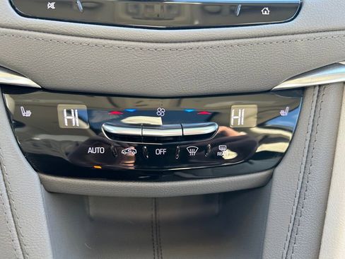 Used 2023 Cadillac XT5 Premium Luxury w/ LPO, Floor Liner Package image 15