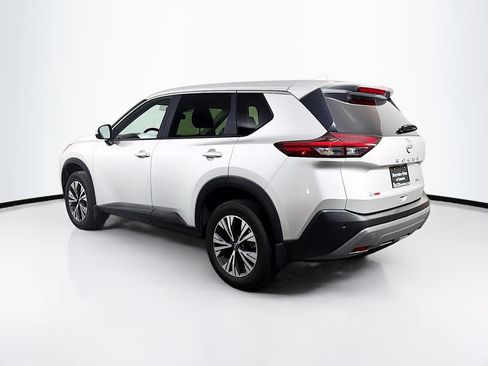 Used 2023 Nissan Rogue SV AWD/4WD image 5