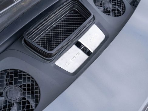 Certified 2019 Porsche 911 Carrera 4S image 16