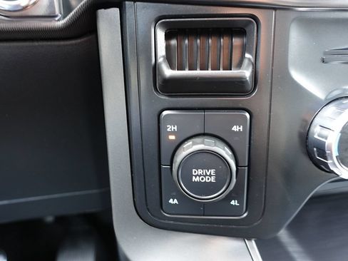 Used 2024 Ford F150 Lariat w/ Equipment Group 502A High AWD/4WD image 59