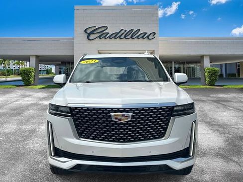 Certified 2023 Cadillac Escalade ESV Premium Luxury RWD image 4