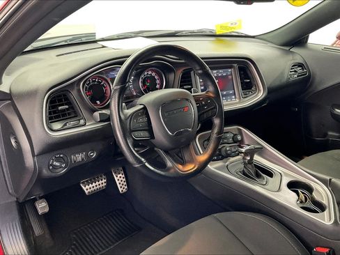 Used 2019 Dodge Challenger R/T Scat Pack RWD image 14