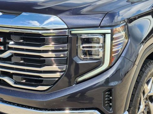 Used 2023 GMC Sierra 1500 SLT image 9