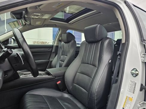 Used 2020 Honda Accord Touring image 18