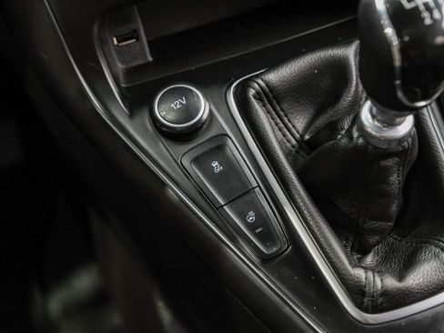 Used 2016 Ford Focus ST w/ Equipment Group 402A image 37