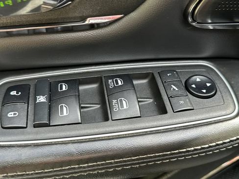 Used 2022 RAM 1500 Limited AWD/4WD image 26