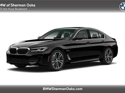 Certified 2023 BMW 530e w/ M Sport Package image 1